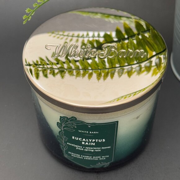BBW Eucalyptus Rain White Barn Bath & Body Works 3 Wick Candle - Picture 4 of 10